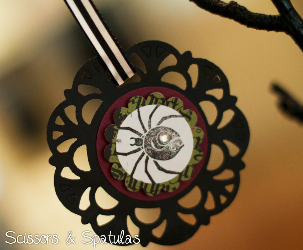 Suaje de Corte de Circulo de Encaje / Lattice Doily Descontinuado LifeStyle Crafts