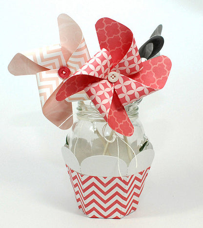 Suaje de Corte de Contenedor de Dulces / Petal Container Descontinuado LifeStyle Crafts