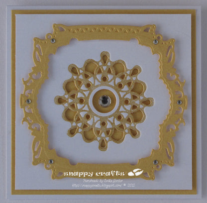 Suaje de Corte de Medallon Decorado / Medallion Seven Descontinuado Spellbinders