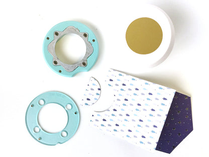Clear Cut Punch 2" Circle / Perforadora de Círculos de 5.08 cm Descontinuado We R Memory Keepers