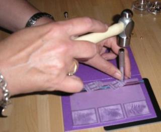 I-Let Setter Tool / Herramienta para Ojillos Descontinuado Imaginisce