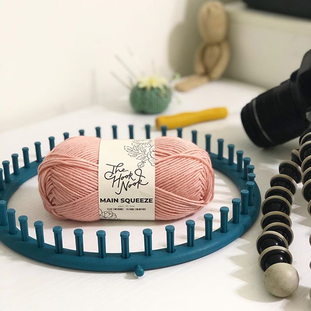 Round Knitting Loom Set / 4 Telares para Tejido Descontinuado The Hook Nook
