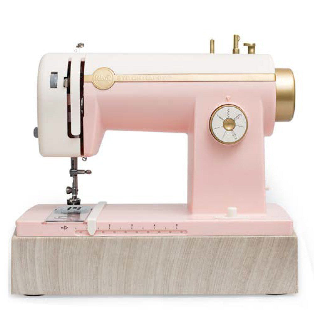 Stitch Happy Pink / Máquina de Coser Descontinuado We R Memory Keepers