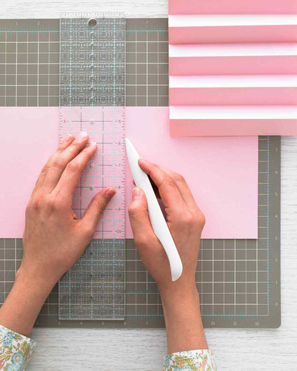 Hueso de Doblado / Bone Folder Descontinuado Martha Stewart